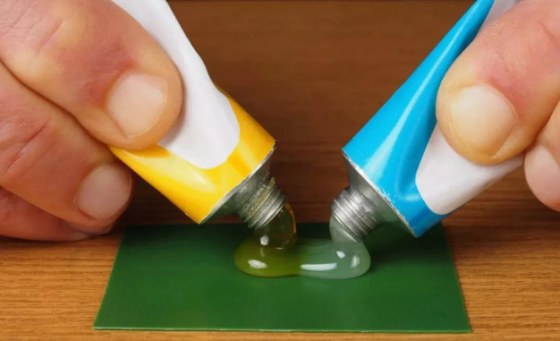 选对结构胶，让电子连接器防护如此简单！